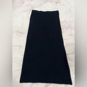 Club Monaco Ribbed Maxi Skirt